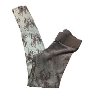 TOUGH Luv sample ombré butterfly legging size small